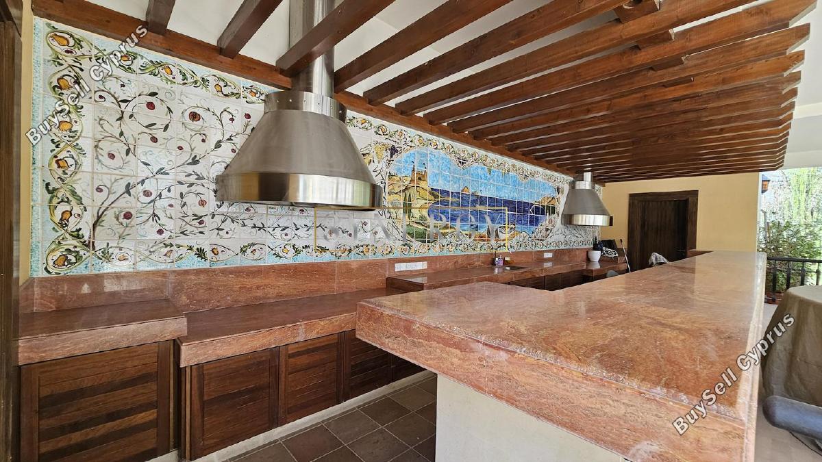8 bedroom detached house for rent strovolos nicosia 8565972 image 17531546