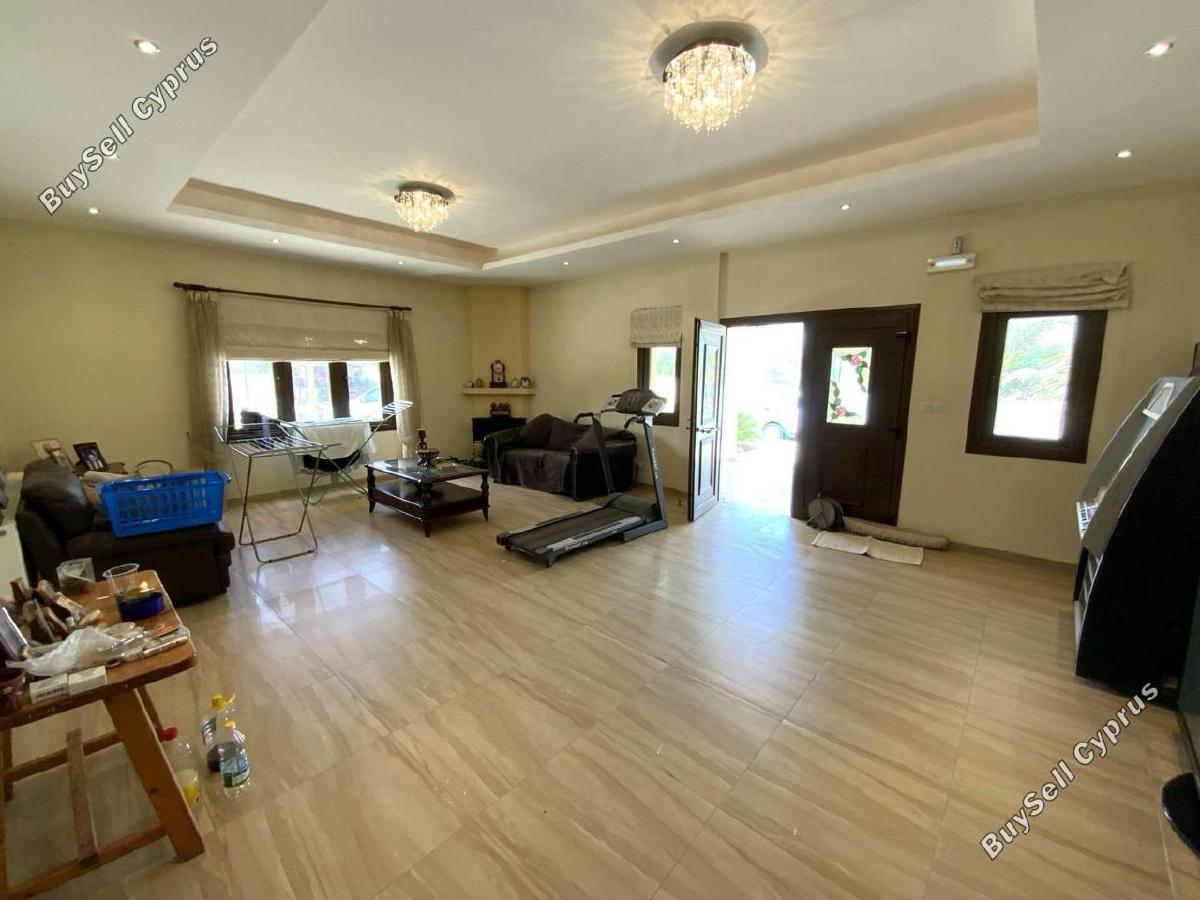5 bedroom bungalow for sale aradippou larnaca 8880182 image 17265144