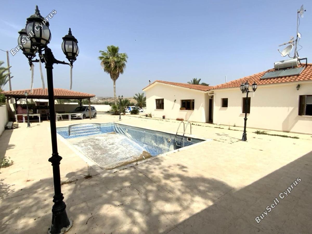 5 bedroom bungalow for sale aradippou larnaca 8880182 image 17265147