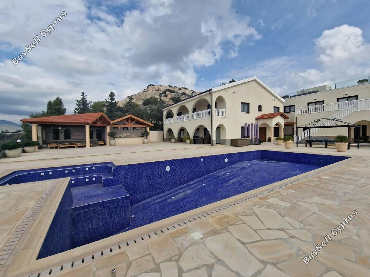 8 bedroom detached house for sale parekklisia limassol 1111482 image 5128219