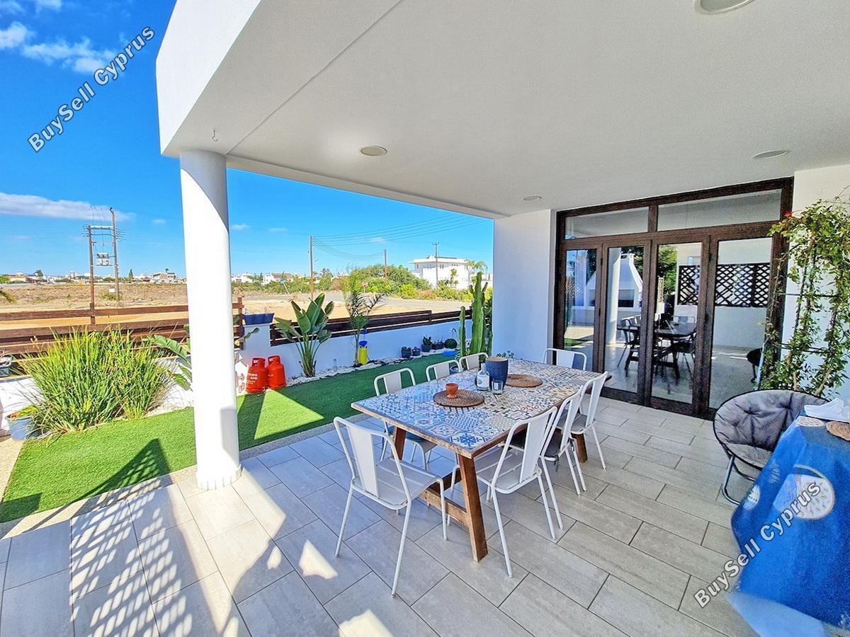 5 bedroom bungalow for sale deryneia famagusta 1223582 image 1868176