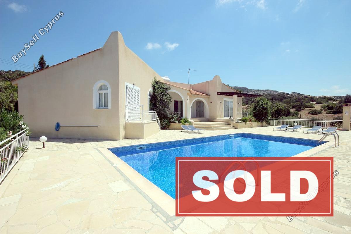 3 bedroom bungalow sold saint george peyia paphos 227982 image 243771