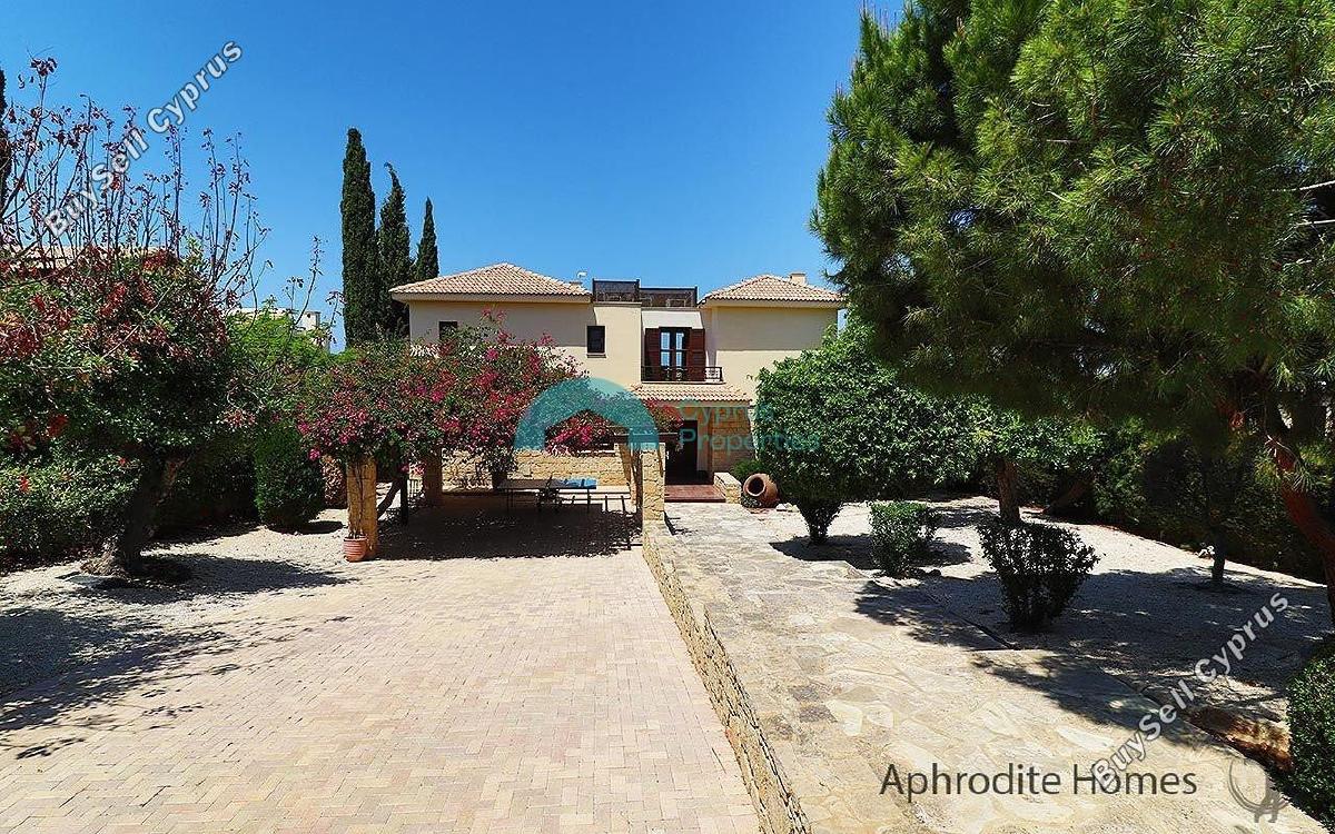 3 Bedroom Detached house for sale in Aphrodite Hills, Paphos 16011234