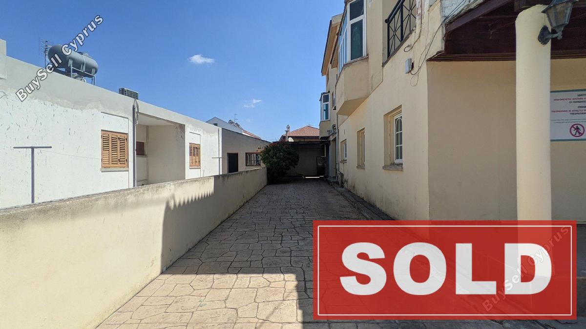 7 bedroom detached house sold kokkinotrimithia nicosia 1530303 image 11169484