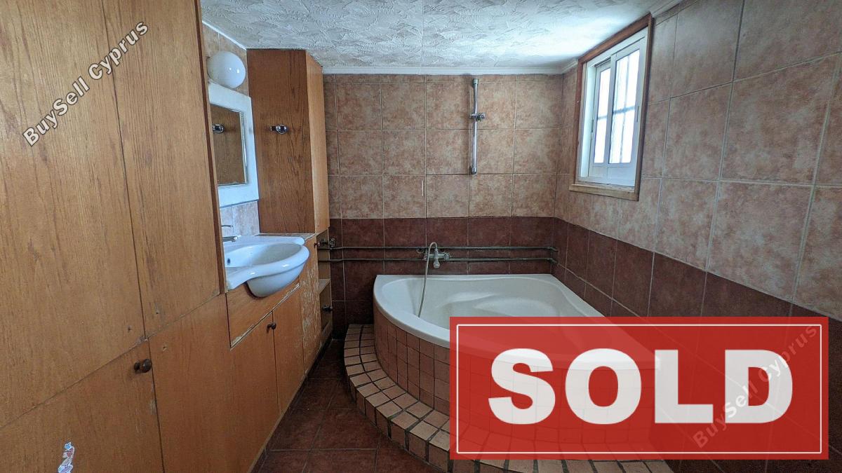 7 bedroom detached house sold kokkinotrimithia nicosia 1530303 image 11169493