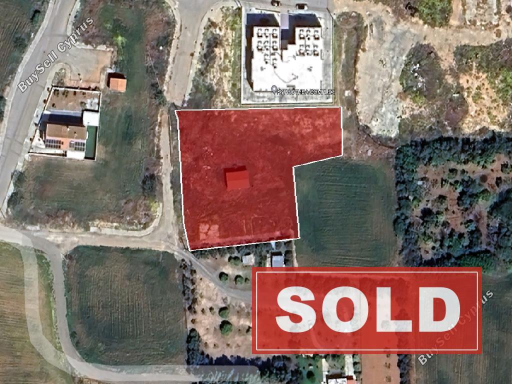 land sold kokkinotrimithia nicosia 1336403 image 4684025