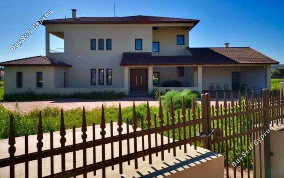 6 Bedroom Detached house for sale in Nisou, Nicosia 16180163