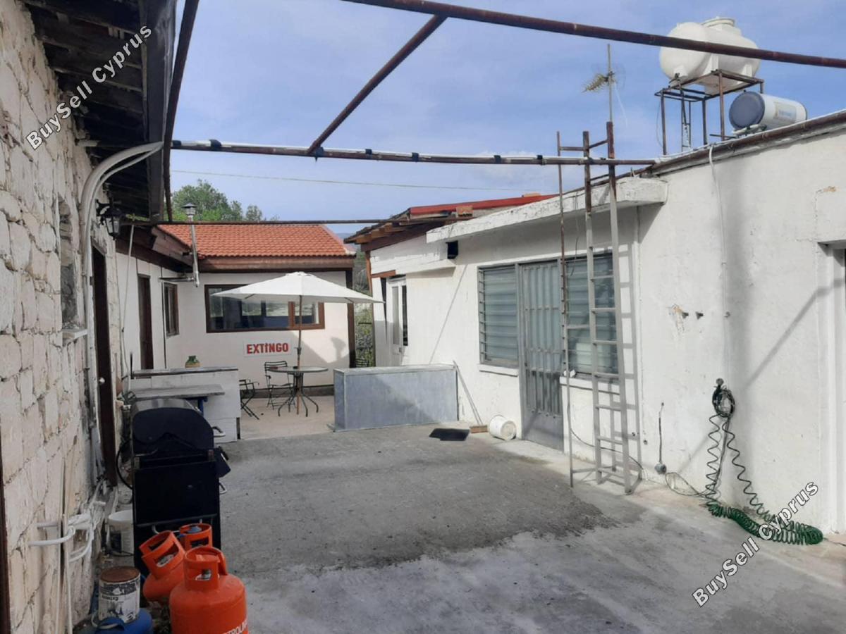 3 bedroom semi detached house for sale omodos limassol 1745023 image 4769632
