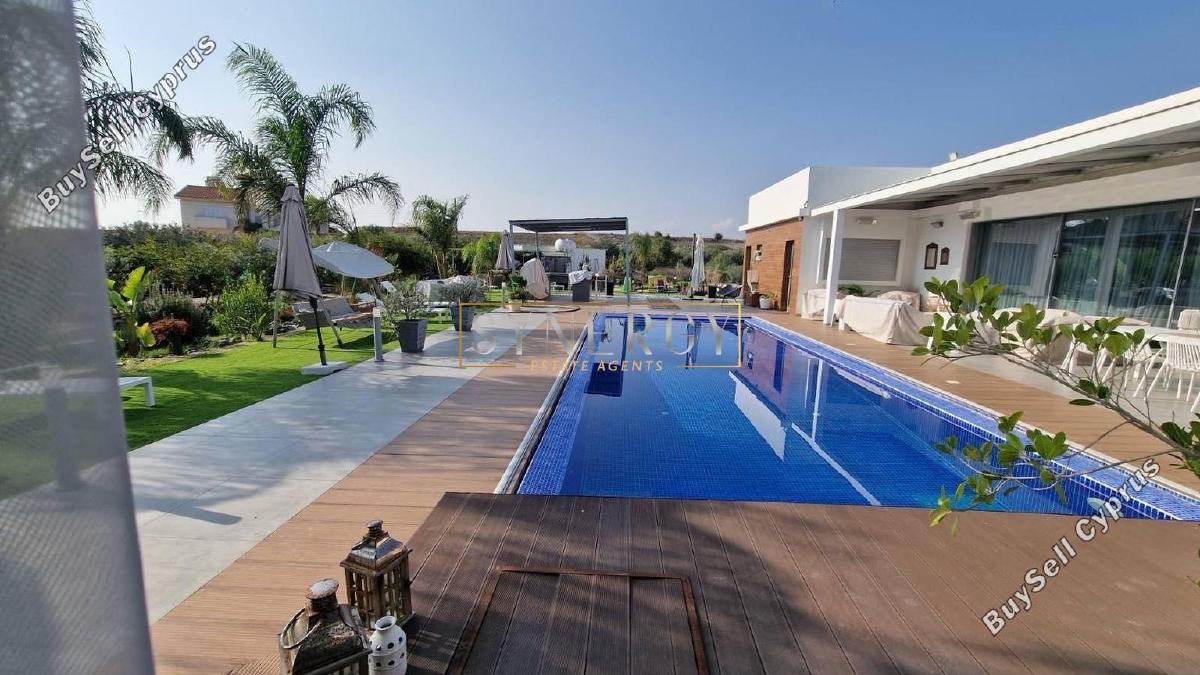 5 Bedroom Detached house for sale in Kato Deftera, Nicosia 16723671