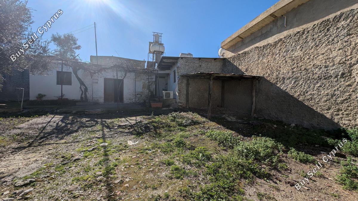 land under offer giolou paphos 1668533 image 14187041