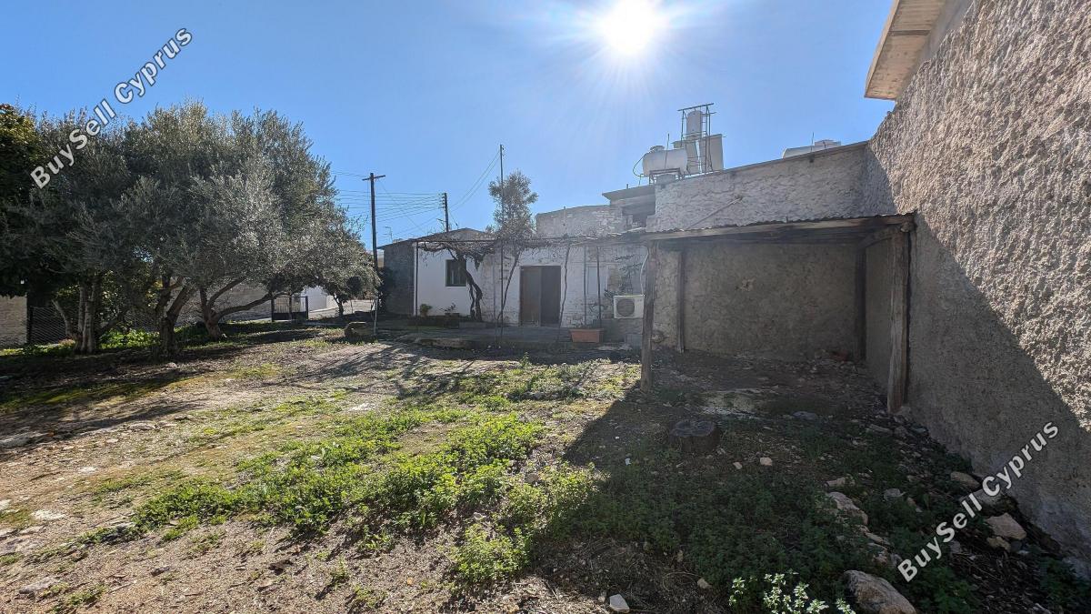 land under offer giolou paphos 1668533 image 14187101