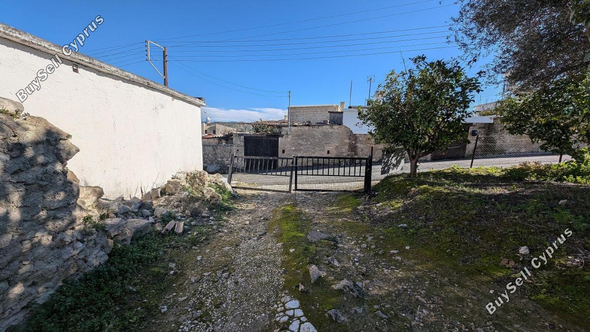 land under offer giolou paphos 1668533 image 14187133