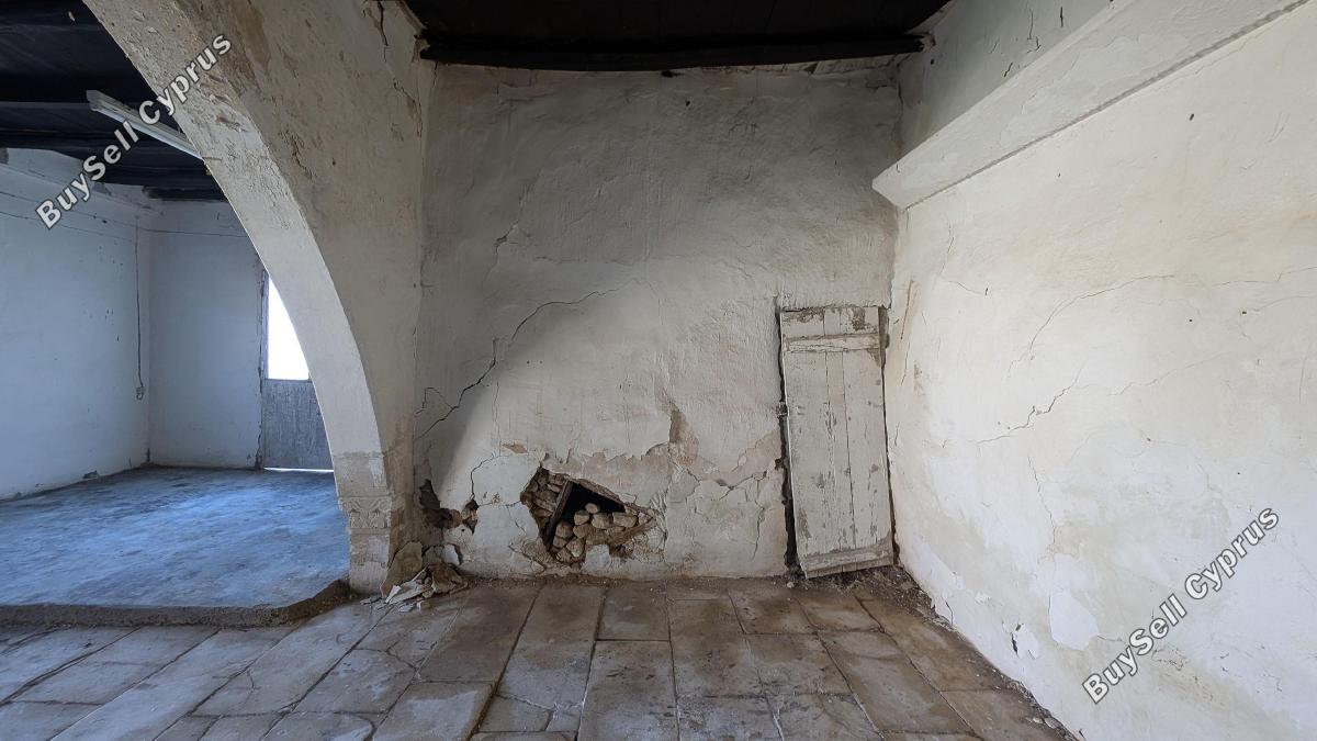 land under offer giolou paphos 1668533 image 14187199