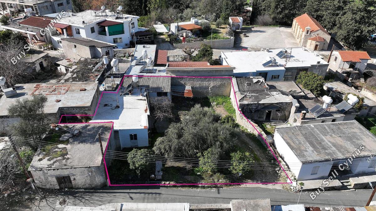 land under offer giolou paphos 1668533 image 14187300