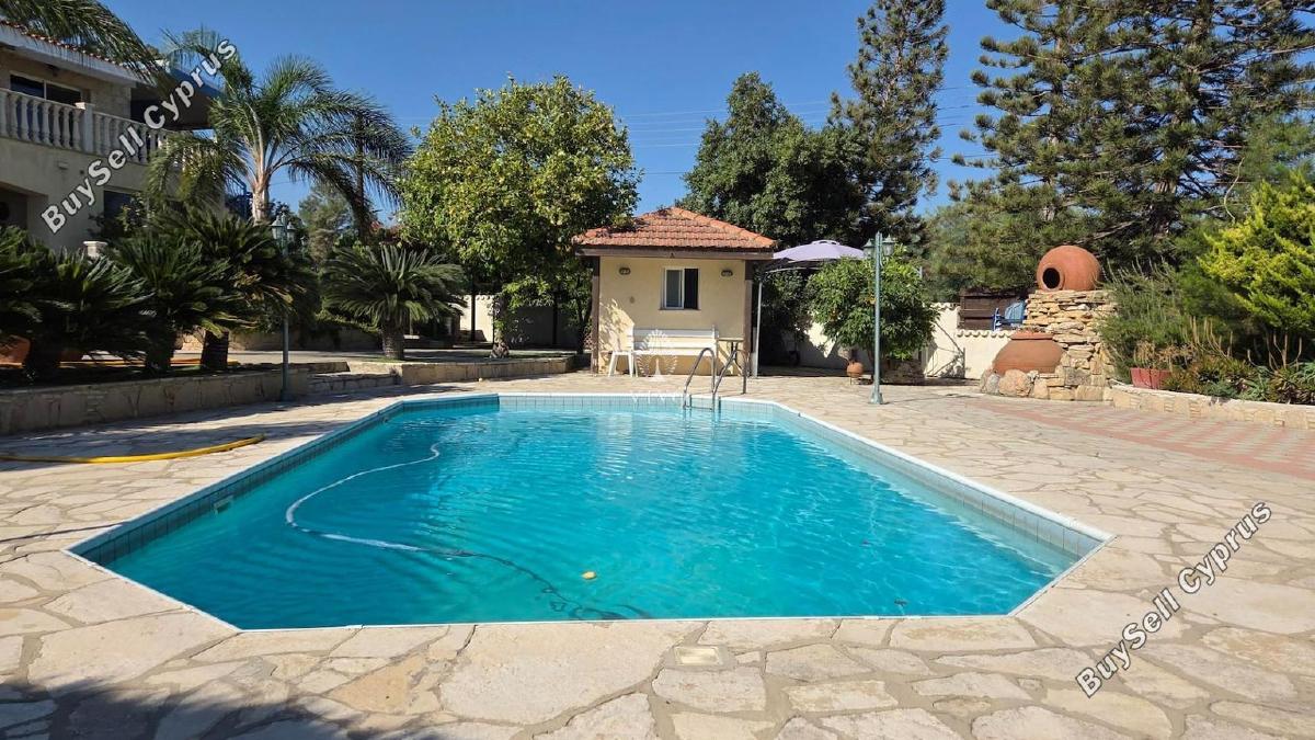 9 bedroom detached house for sale kolossi limassol 1871933 image 17276040