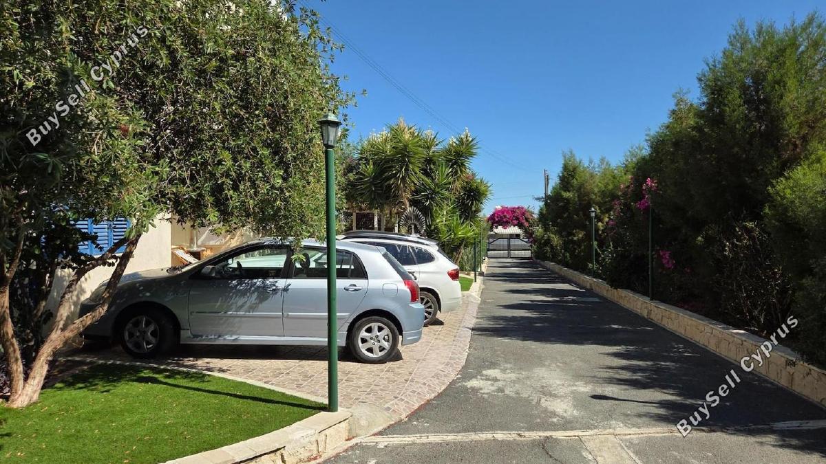 9 bedroom detached house for sale kolossi limassol 1871933 image 17276043