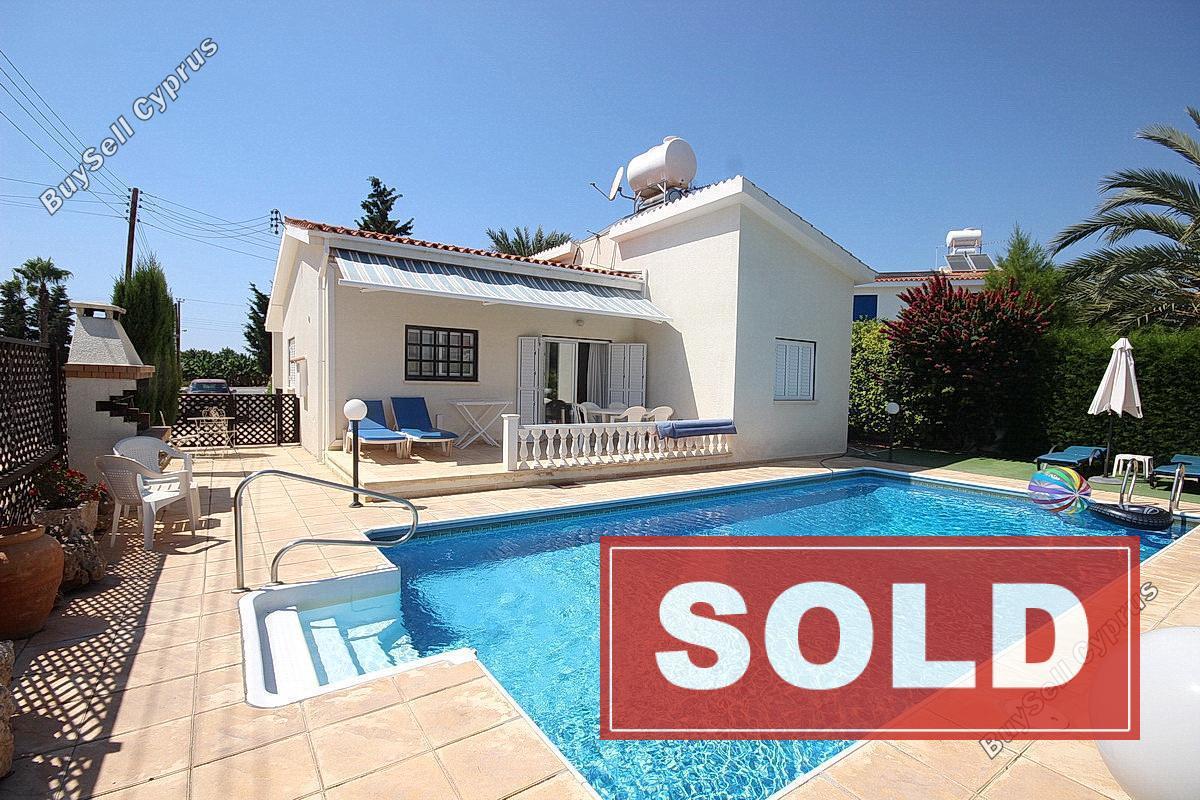 3 bedroom bungalow sold coral bay paphos 228643 image 256021