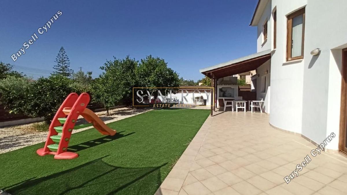 4 Bedroom Detached house for sale in Psimolofou, Nicosia 16747220
