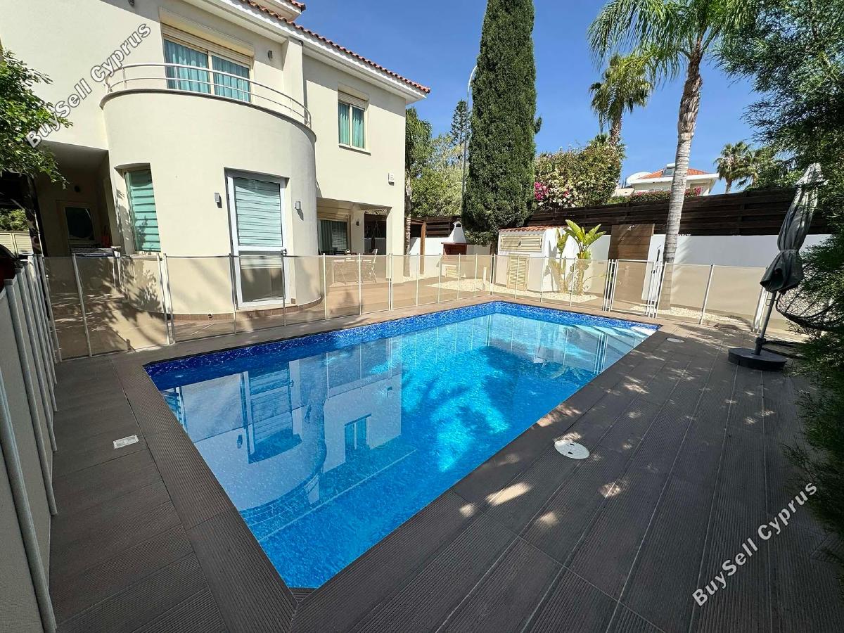 5 Bedroom Detached house for sale in Pyrgos Limassol, Limassol 16684046