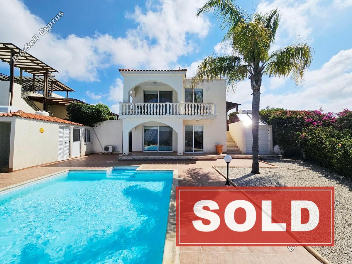4 bedroom bungalow sold sea caves peyia paphos 8674363 image 16053764