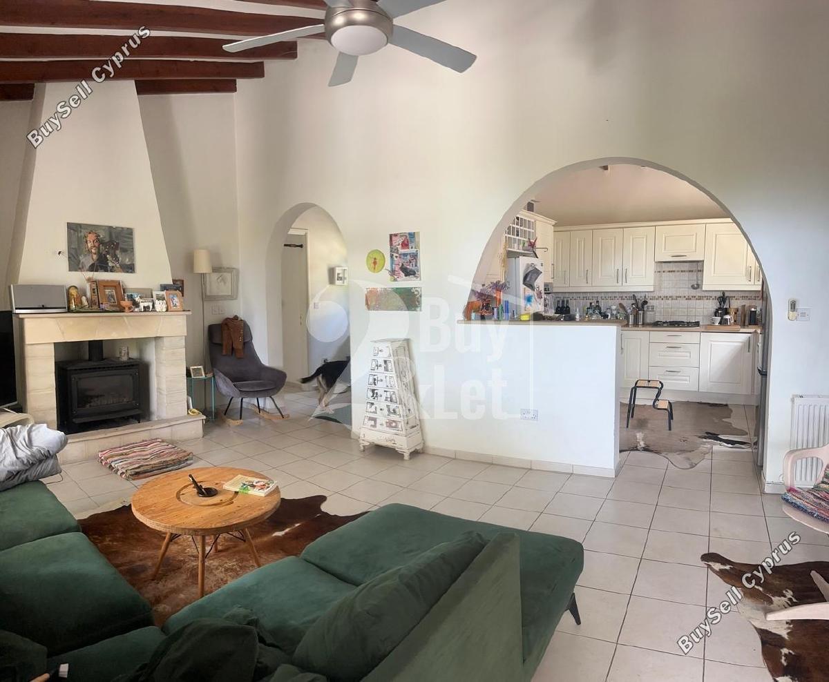 3 bedroom bungalow for sale kamares tala paphos 7514473 image 13854097