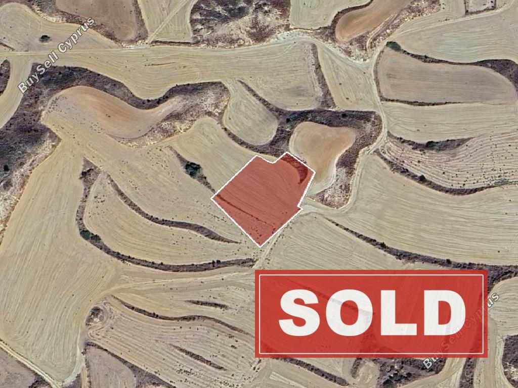 land sold pera orinis nicosia 1689473 image 4427208