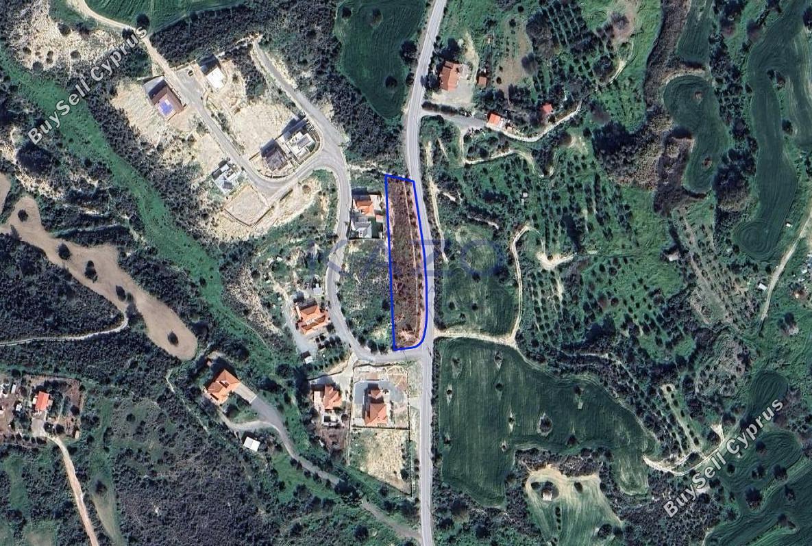 2825 SQM Land for sale in Tochni, Larnaca 15185189