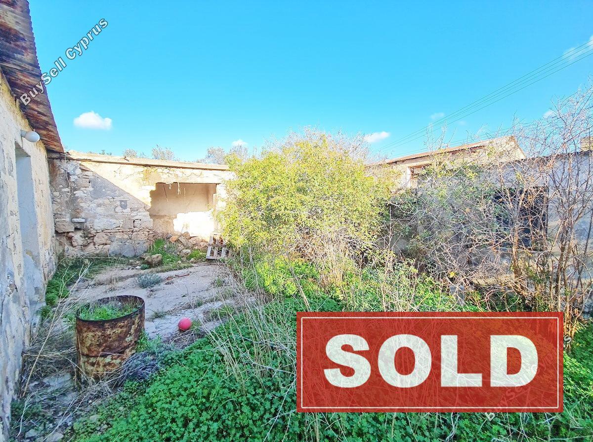 2 bedroom bungalow sold tremithousa paphos 1240283 image 1941157