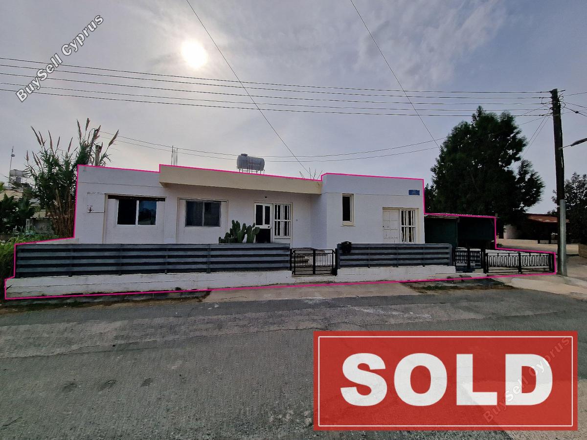 2 bedroom bungalow sold deryneia famagusta 1242793 image 1961888