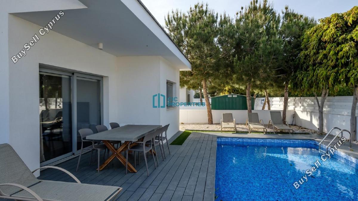 2 bedroom detached house for rent pervolia larnaca 8941793 image 17683470