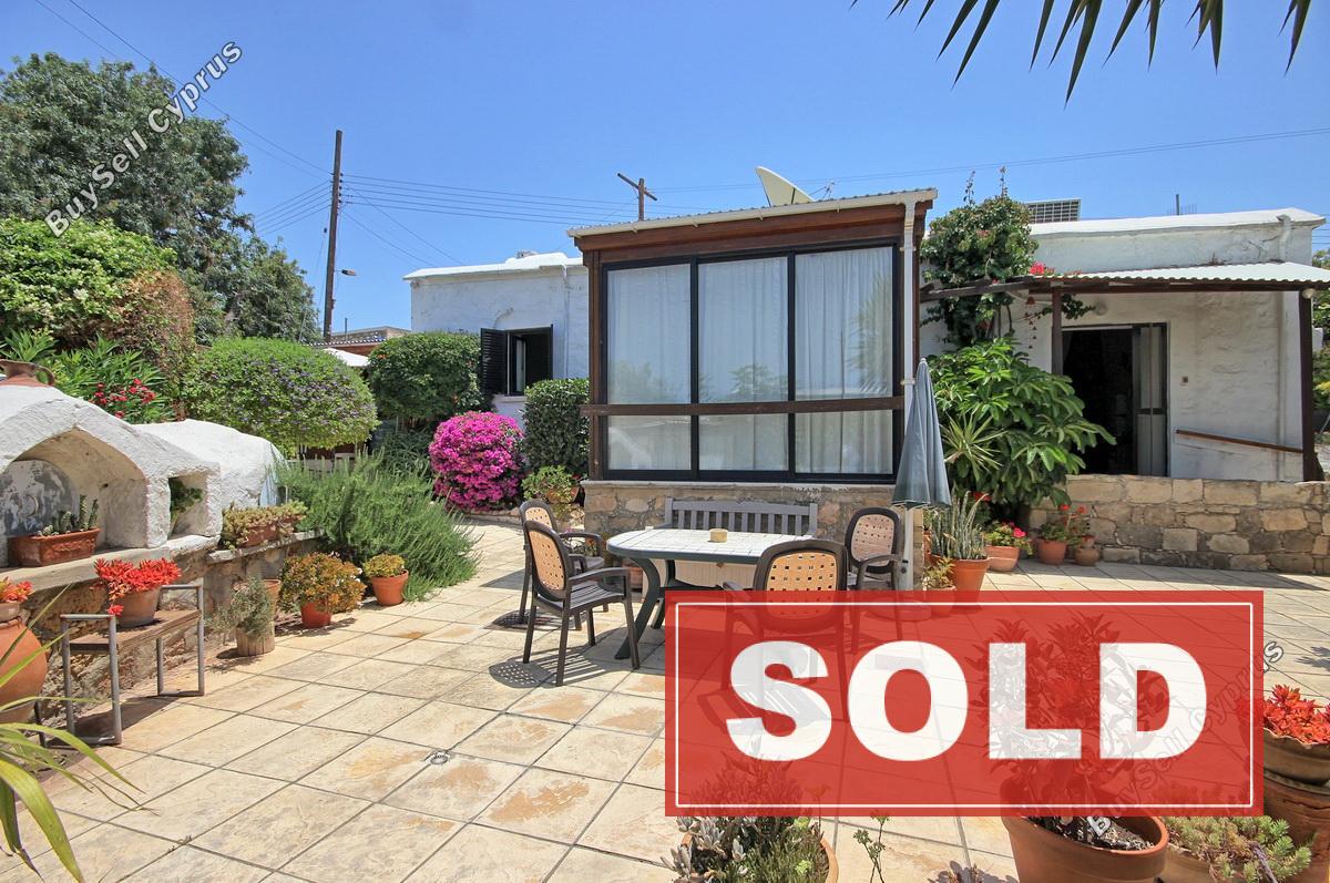 3 bedroom bungalow sold peyia paphos 619793 image 304800