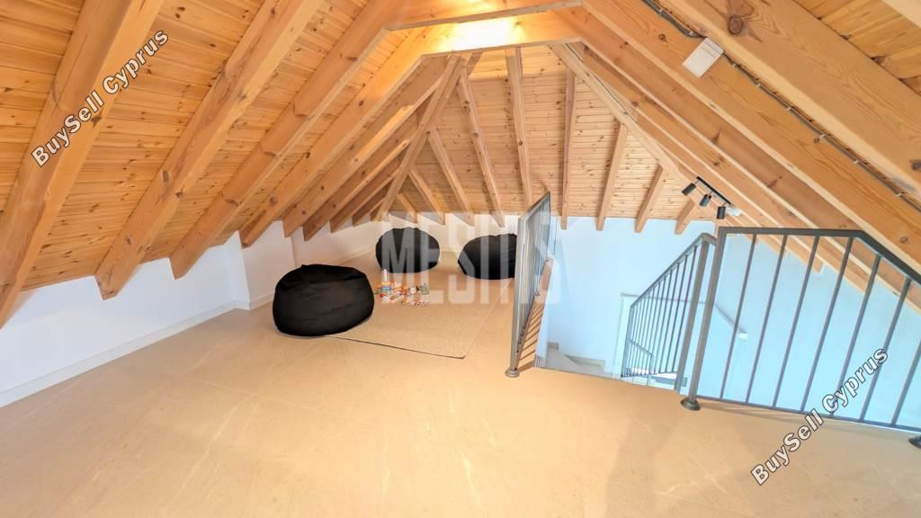 5 bedroom detached house for sale dromolaxia larnaca 1013004 image 16037277