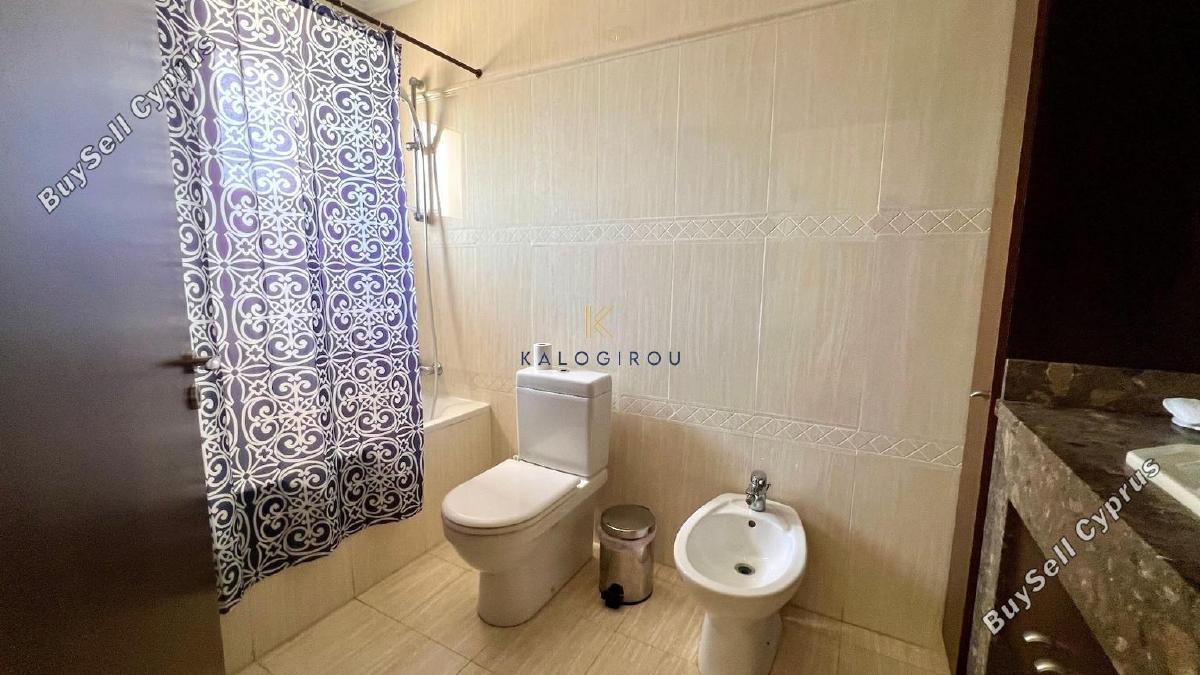 6 bedroom detached house for rent dekeleia larnaca 8255104 image 13902610