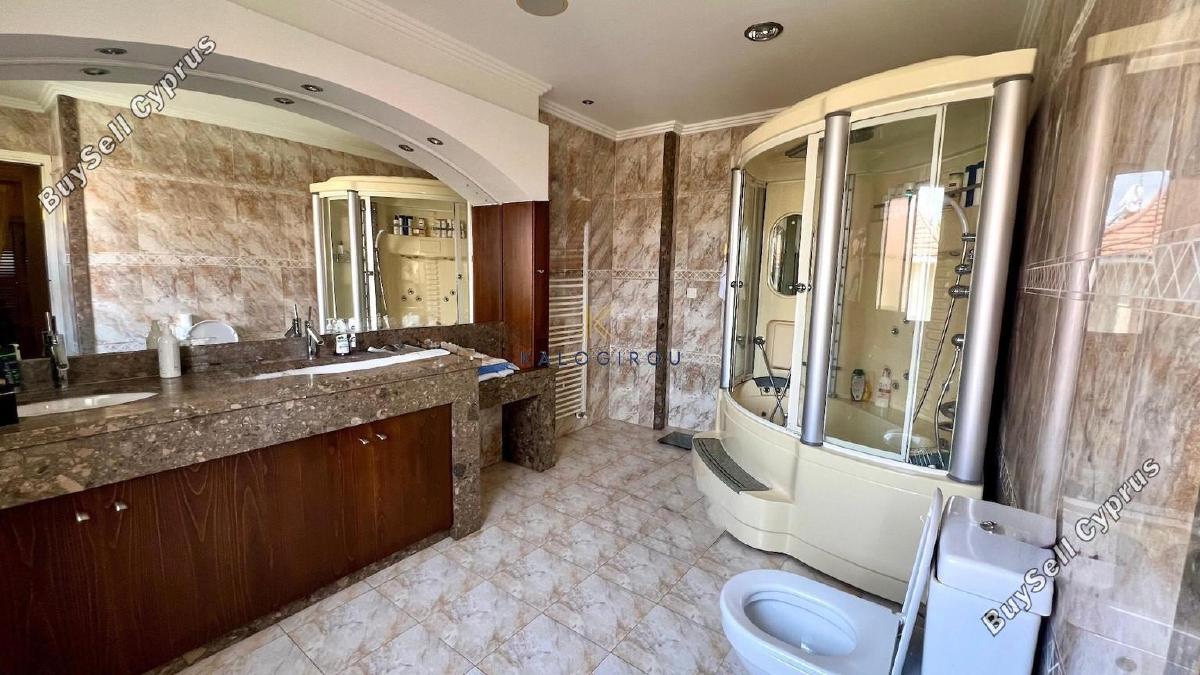 6 bedroom detached house for rent dekeleia larnaca 8255104 image 13902625