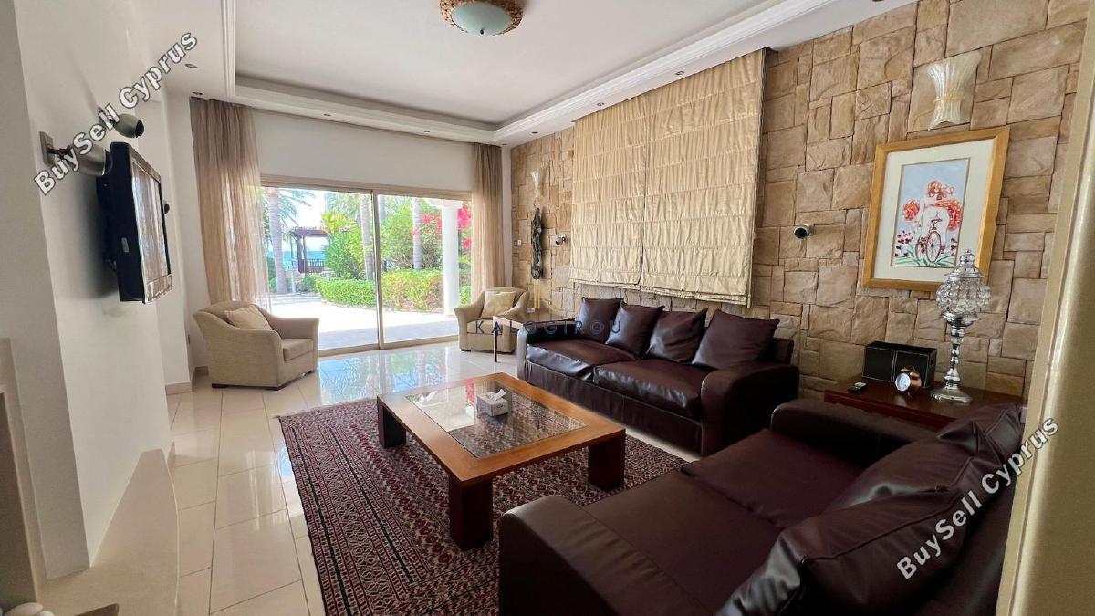 6 bedroom detached house for rent dekeleia larnaca 8255104 image 13902630