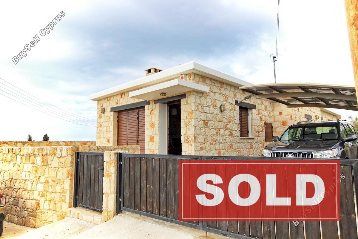 3 bedroom bungalow sold ineia paphos 718404 image 589317