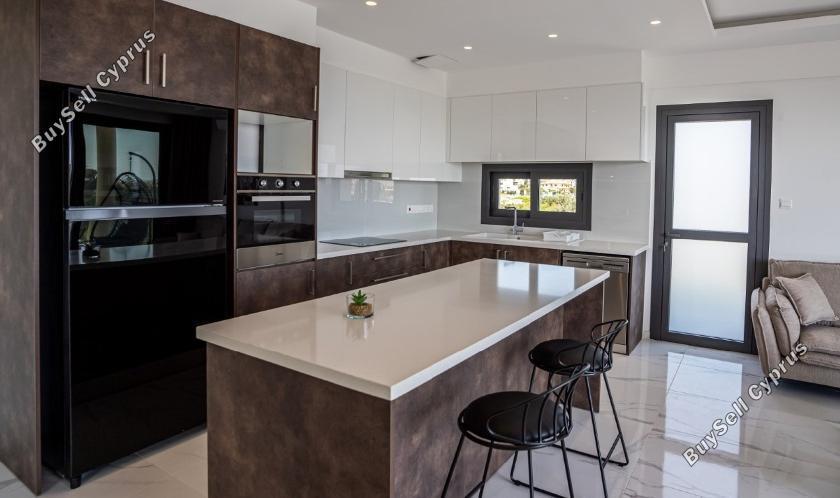 3 bedroom apartment for sale kato polemidia limassol 1127704 image 4940068