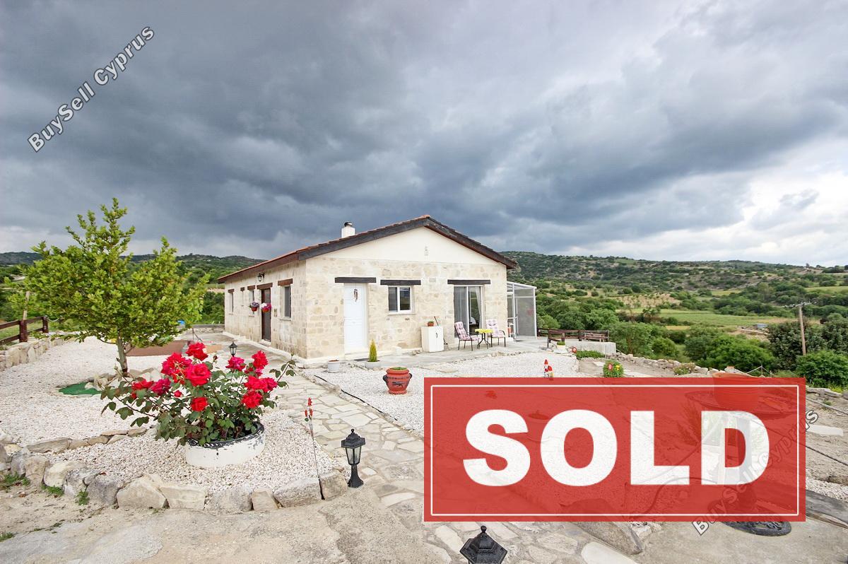 2 bedroom bungalow sold lemona paphos 685414 image 410443