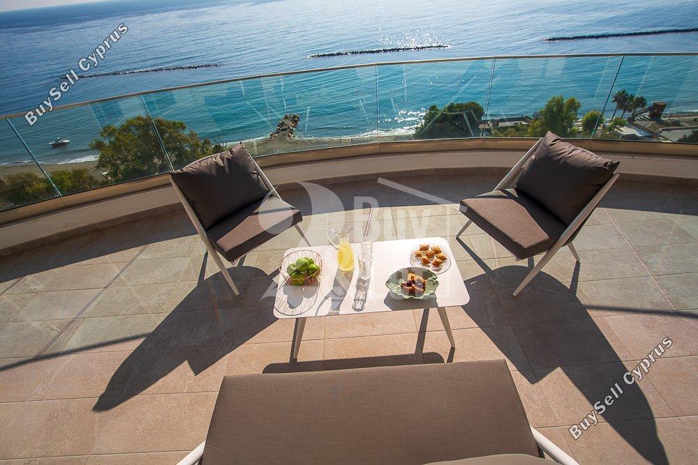 2 bedroom apartment for sale agios tychonas limassol 1444424 image 12576354