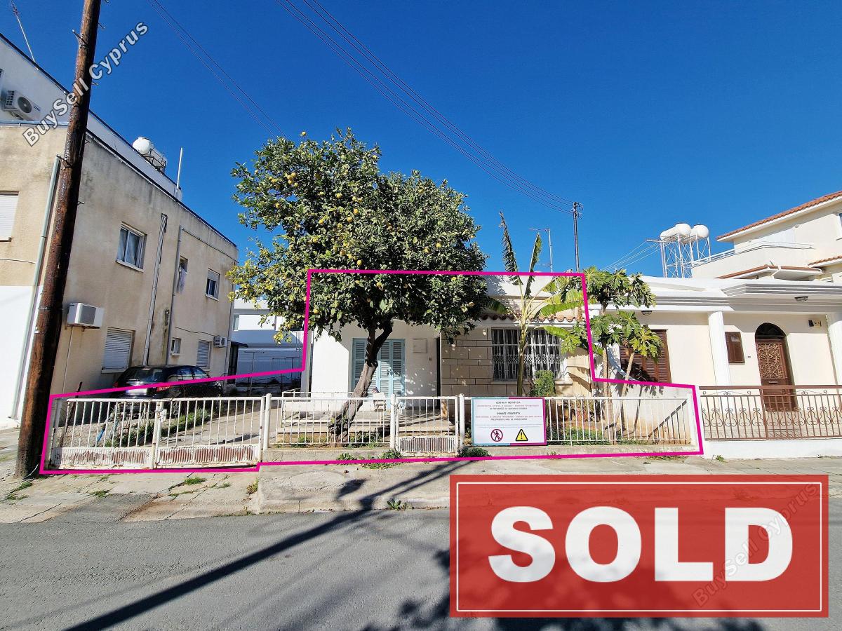 3 bedroom semi detached bungalow sold faneromeni larnaca 1299524 image 2362244