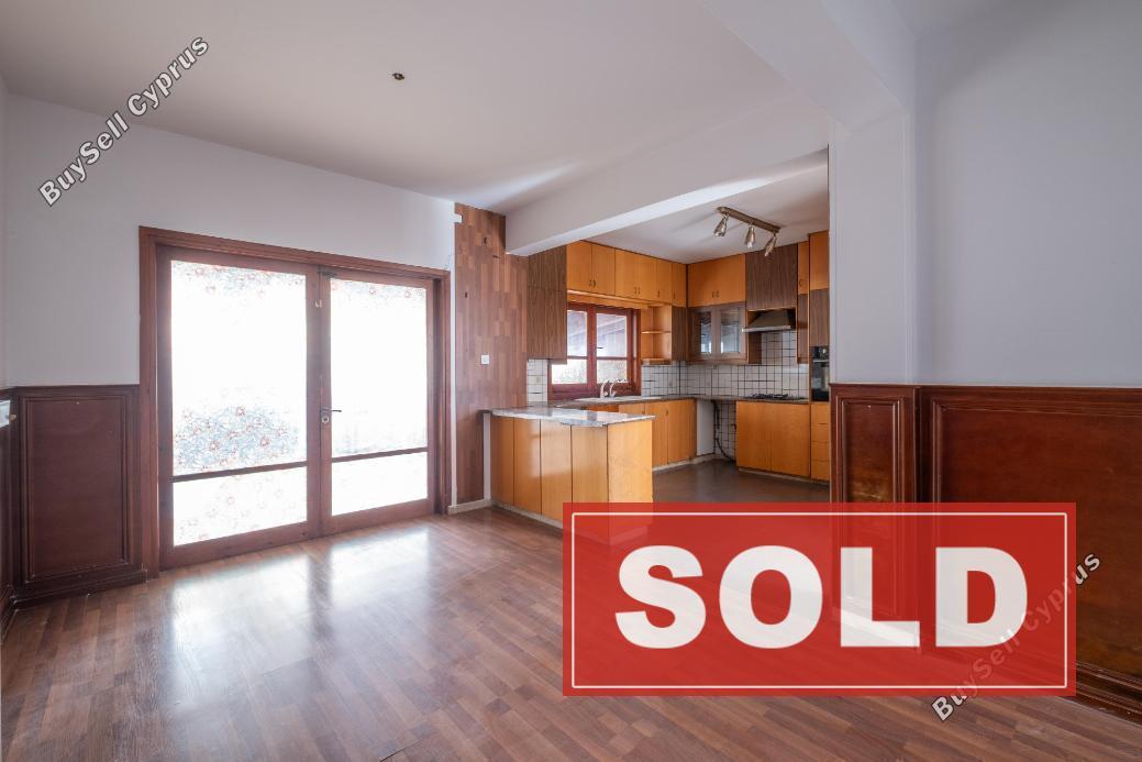 4 bedroom town house sold latsia nicosia 1297624 image 13207306