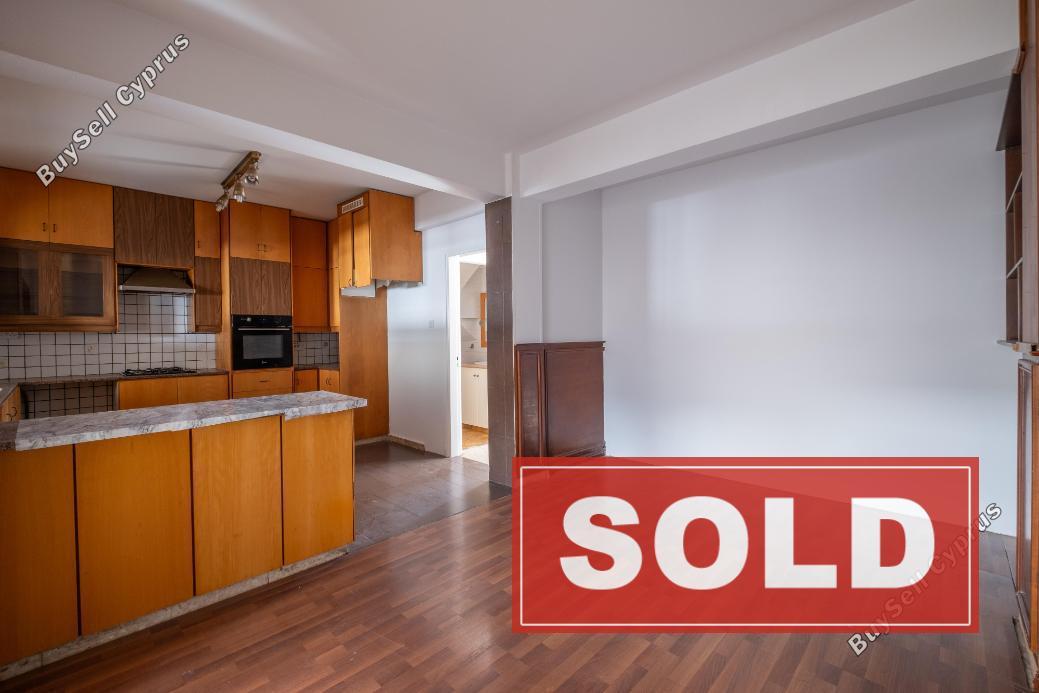 4 bedroom town house sold latsia nicosia 1297624 image 13207308