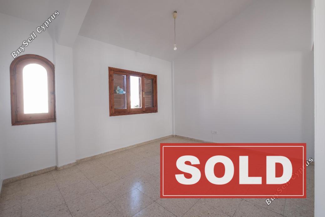 4 bedroom town house sold latsia nicosia 1297624 image 13207319