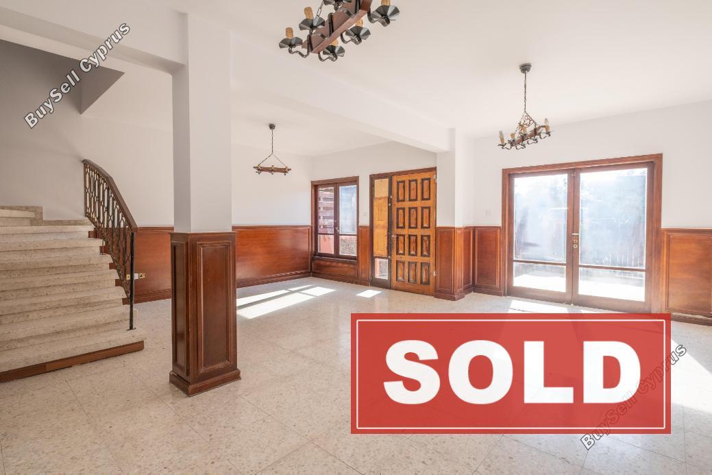 4 bedroom town house sold latsia nicosia 1297624 image 13207326
