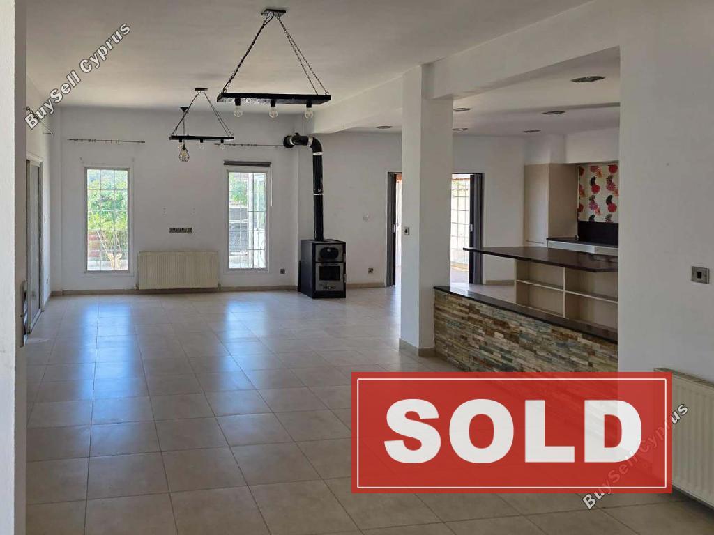3 bedroom bungalow sold latsia nicosia 8828824 image 16992488