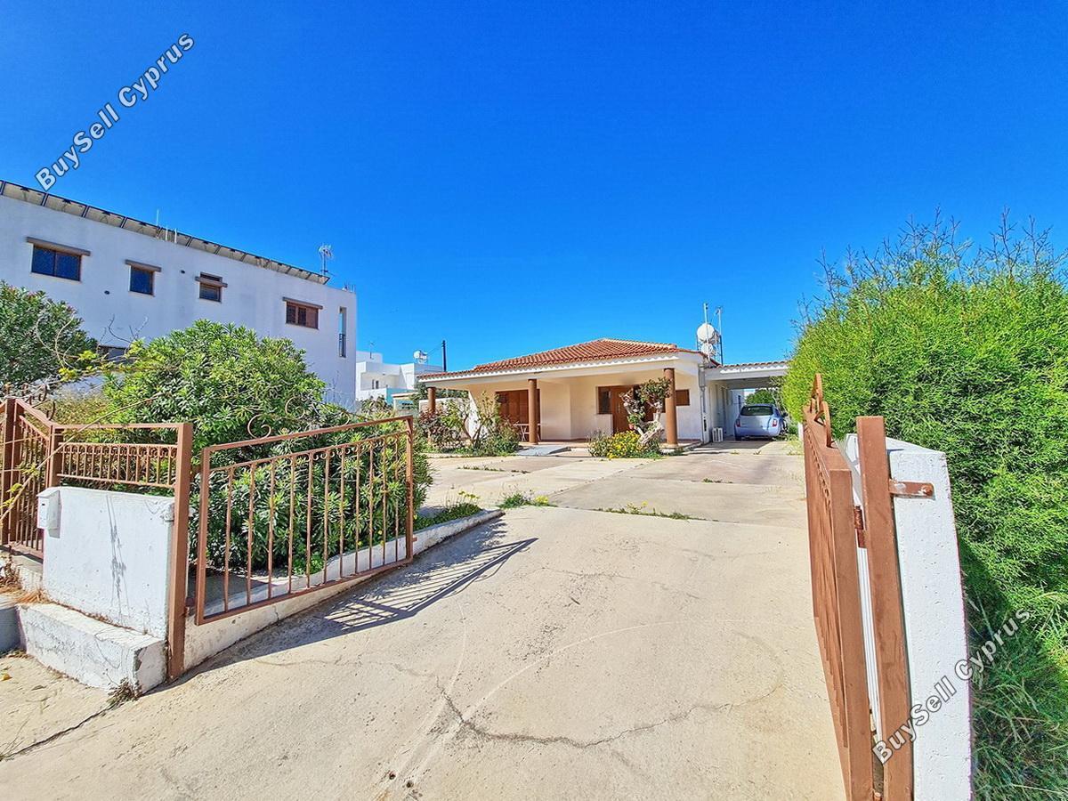 2 bedroom bungalow for sale deryneia famagusta 1752924 image 4805132