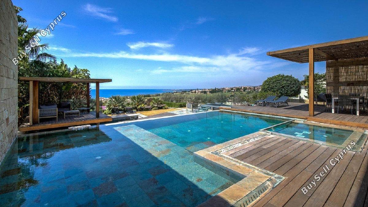 5 Bedroom Detached house for sale in Aphrodite Hills, Paphos 16254523