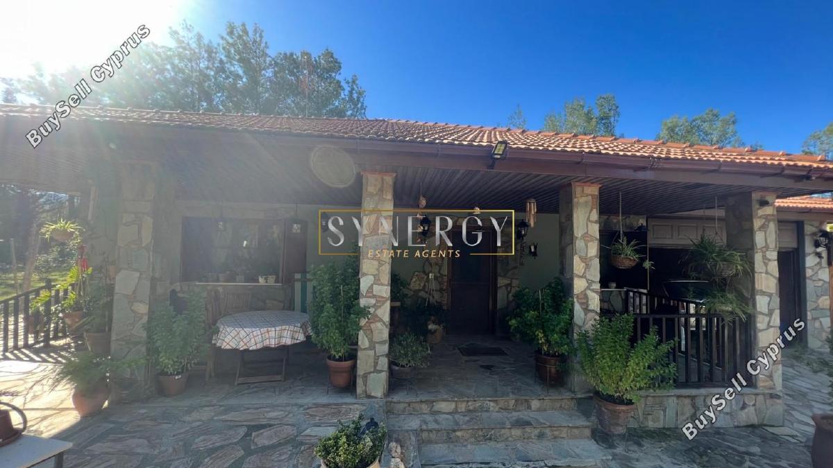 4 Bedroom Detached house for sale in Klirou, Nicosia 16735600