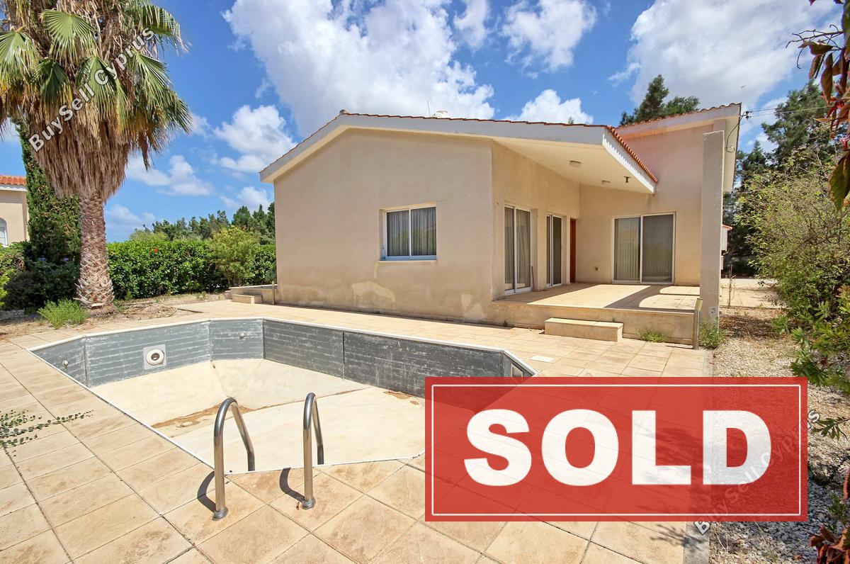 3 bedroom bungalow sold coral bay paphos 621444 image 307820