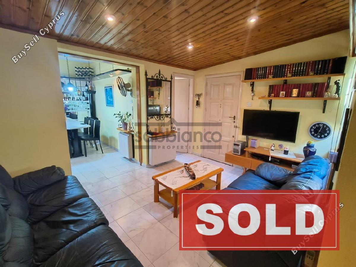 3 bedroom apartment sold faneromeni larnaca 8742544 image 16405164
